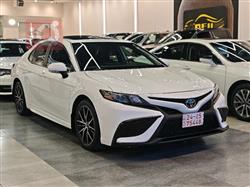 تۆیۆتا کامری